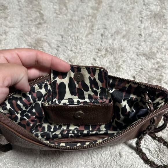 Betsy Johnson 100% Leather Wristlet Purse - Picture 6 of 8